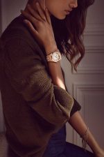 ⁦ساعة أوديمار بيجيه (رويال أوك) للنساء 77350SR.OO.1261SR.01⁩ - الصورة ⁦7⁩