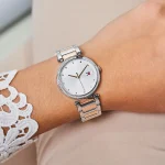 ⁦ساعة تومي هيلفيغر للسيدات 1782236⁩ - الصورة ⁦5⁩