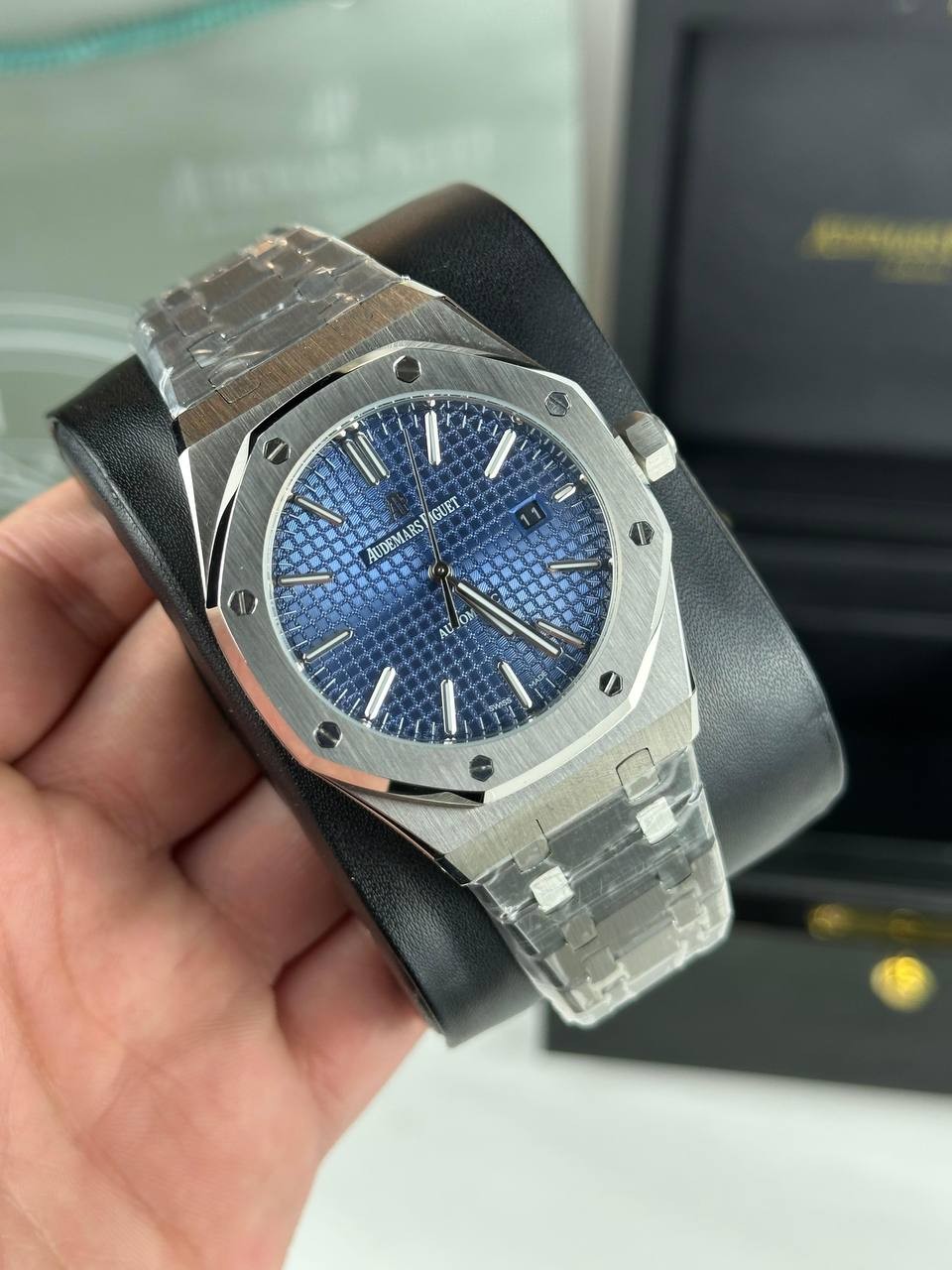 5895286447546681780 ساعة أوديمار بيجيه (رويال أوك) للنساء - Image 1