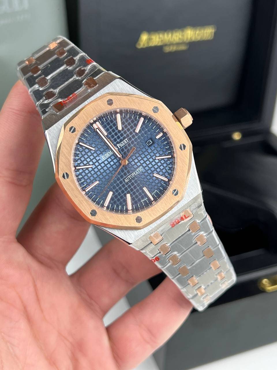 5895286447546681782 ساعة أوديمار بيجيه (رويال أوك) للنساء - Image 1