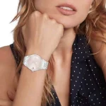 ⁦ساعة تومي هيلفيغر للنساء 1782590⁩ - الصورة ⁦4⁩