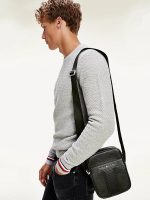 شنطة كروس تومي هيلفيغر للرجال - Image 2