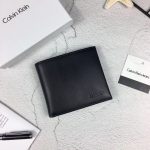 ⁦محفظه كالفن كلاين للرجال جلد طبيعي⁩ - الصورة ⁦8⁩