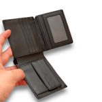 ⁦طقم من كالفن كلاين مكون من محفظه ومادليه وكراته رجالي⁩ - الصورة ⁦5⁩