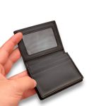 ⁦طقم من كالفن كلاين مكون من محفظه ومادليه وكراته رجالي⁩ - الصورة ⁦7⁩