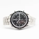 ⁦ساعه من007 OMEGA تعمل بعدادات بلون اسود وسير فضي من الستانليس ستيل⁩ - الصورة ⁦4⁩