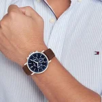 ⁦TOMMY HILFIGER MEN'S NAVY DIAL BROWN LEATHER WATCH - 1710585⁩ - الصورة ⁦2⁩