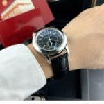 ⁦ساعة باتيك فيليب Patek Philippe رجالي ناوتيلوس Nautilus بميناء أسود⁩ - الصورة ⁦4⁩