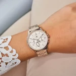 ⁦ساعة تومي هيلفيغر للنساء 1782224⁩ - الصورة ⁦4⁩