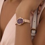⁦GUESS Ladies Ruby Rose Gold Tone Analog Watch GW0935L3⁩ - الصورة ⁦2⁩