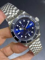 ⁦Tudor Black Bay 41mm Black Dial, Automatic Movement, Jubilee strap⁩ - الصورة ⁦2⁩