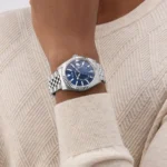 ⁦GUESS Blue Round Dial Analog Men's Watch - GW0977G1⁩ - الصورة ⁦4⁩